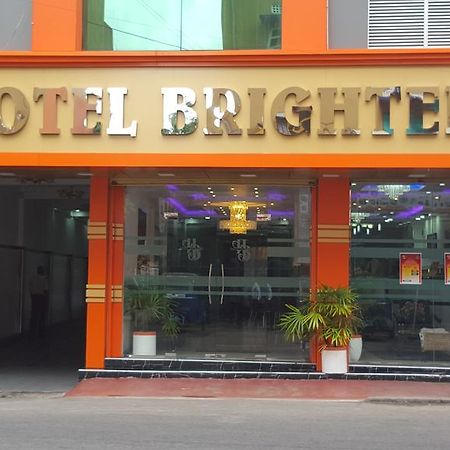 Brighten Hotel Colombo Buitenkant foto